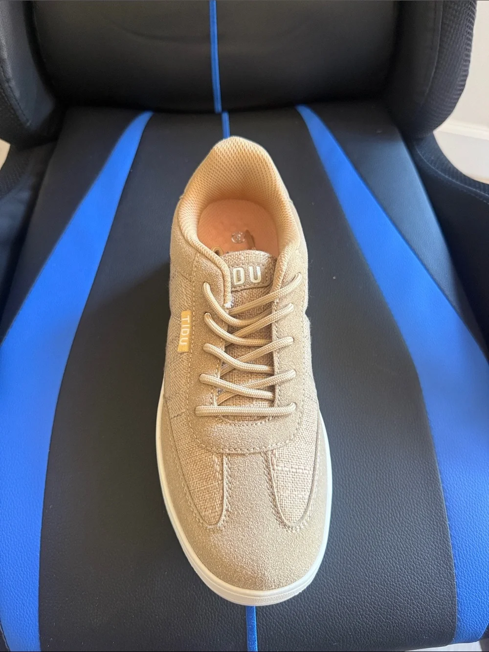 Men's Casual Low-Top Sneakers in Light Tan - Modern Everyday Style